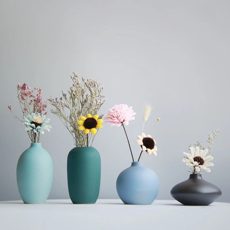 Japanese-Inspired Minimalist Flower Vase